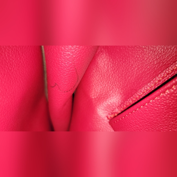 Vuitton Cherries Sac Plat - Picture 12 of 15